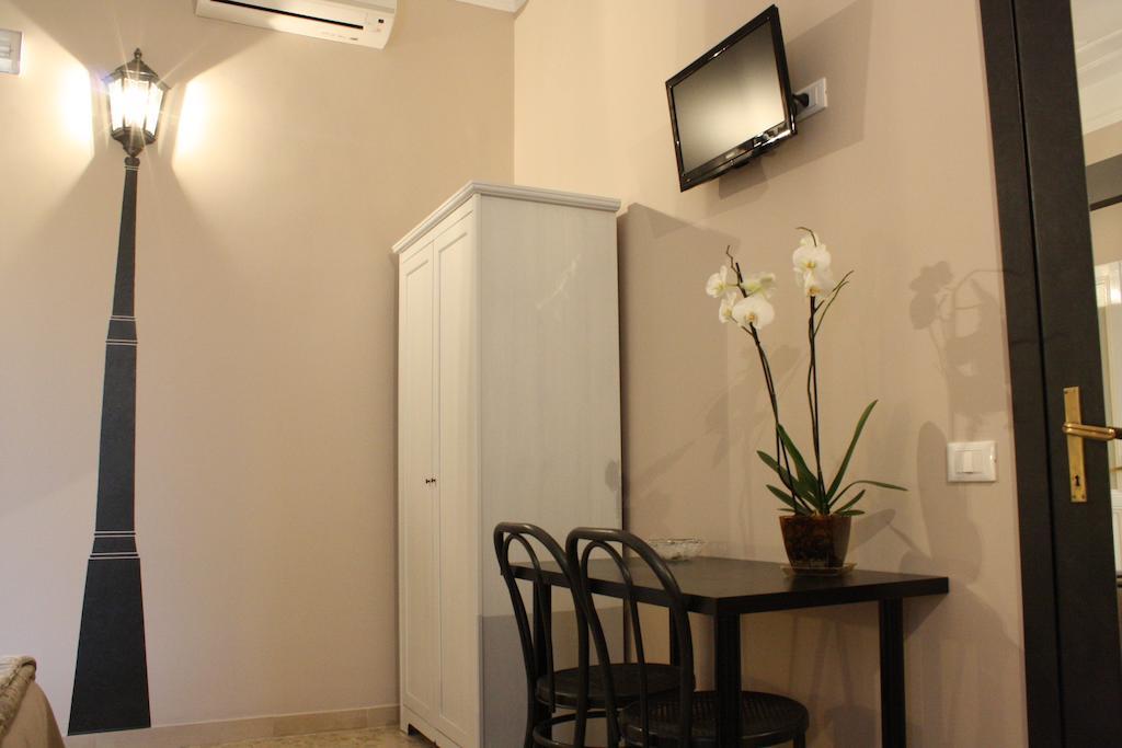 Le Sorelle Lumiere Bed & Breakfast โรม ห้อง รูปภาพ